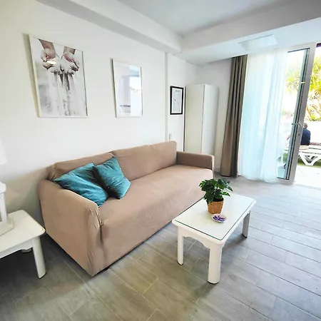 Prime Garden-View Studios Arona  Exterior foto